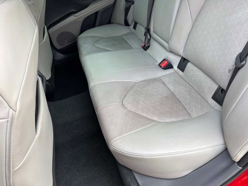 Used 2022 Toyota Camry XSE w/ Navigation Package image 12