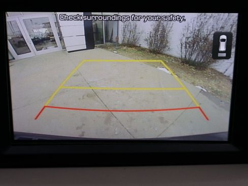 Used 2020 Hyundai Santa Fe SEL image 25