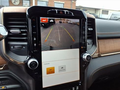 Used 2024 RAM 3500 Limited image 14