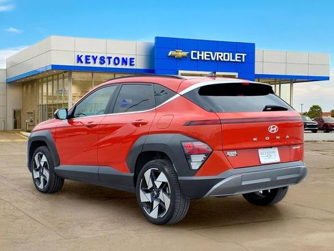 Used 2024 Hyundai Kona Limited AWD/4WD image 5