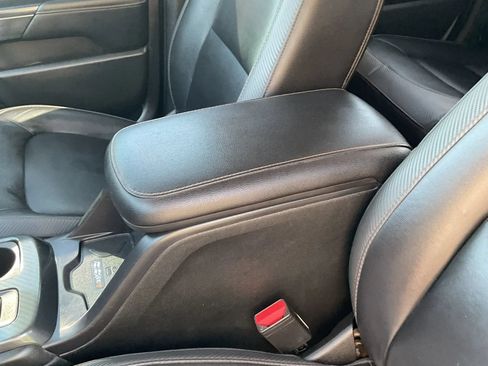 Used 2021 GMC Canyon AT4 w/ Driver Alert Package AWD/4WD image 32