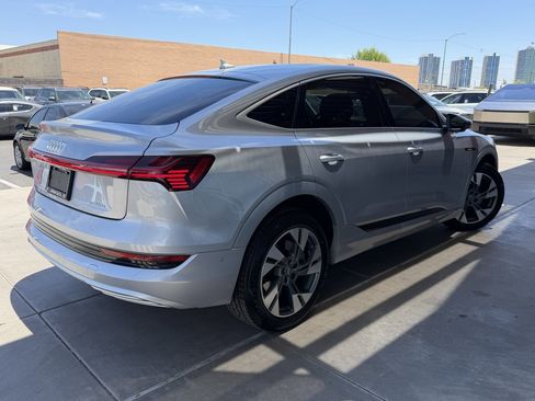 Used 2020 Audi e-tron Premium Plus AWD/4WD image 4