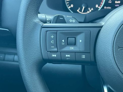 New 2025 Nissan Pathfinder S image 30