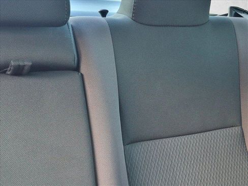 Used 2018 Toyota Corolla LE FWD image 24