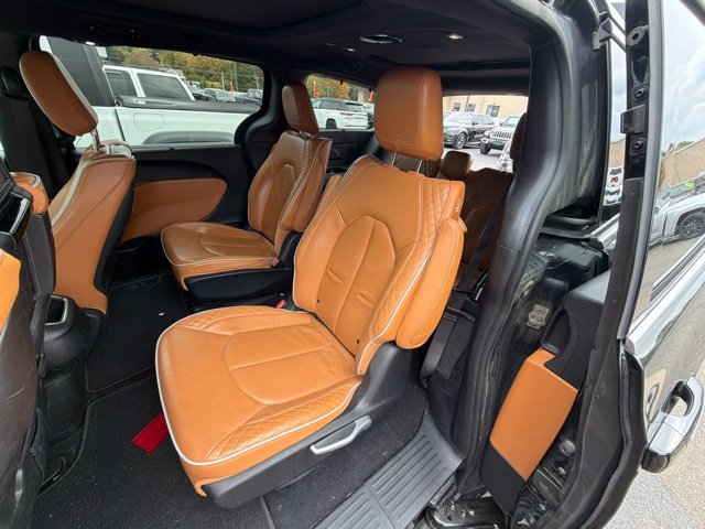 Used 2021 Chrysler Pacifica Pinnacle AWD/4WD image 15