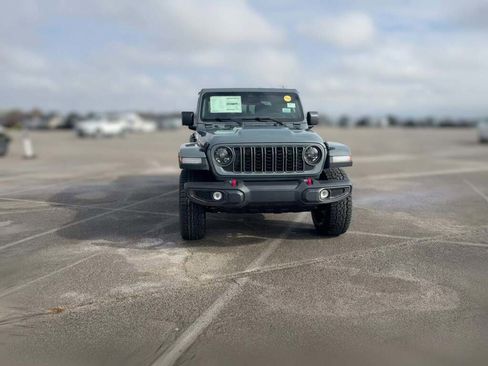 New 2026 Jeep Gladiator Rubicon image 2
