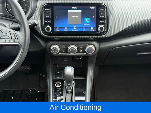 Used 2023 Nissan Kicks SV image 19