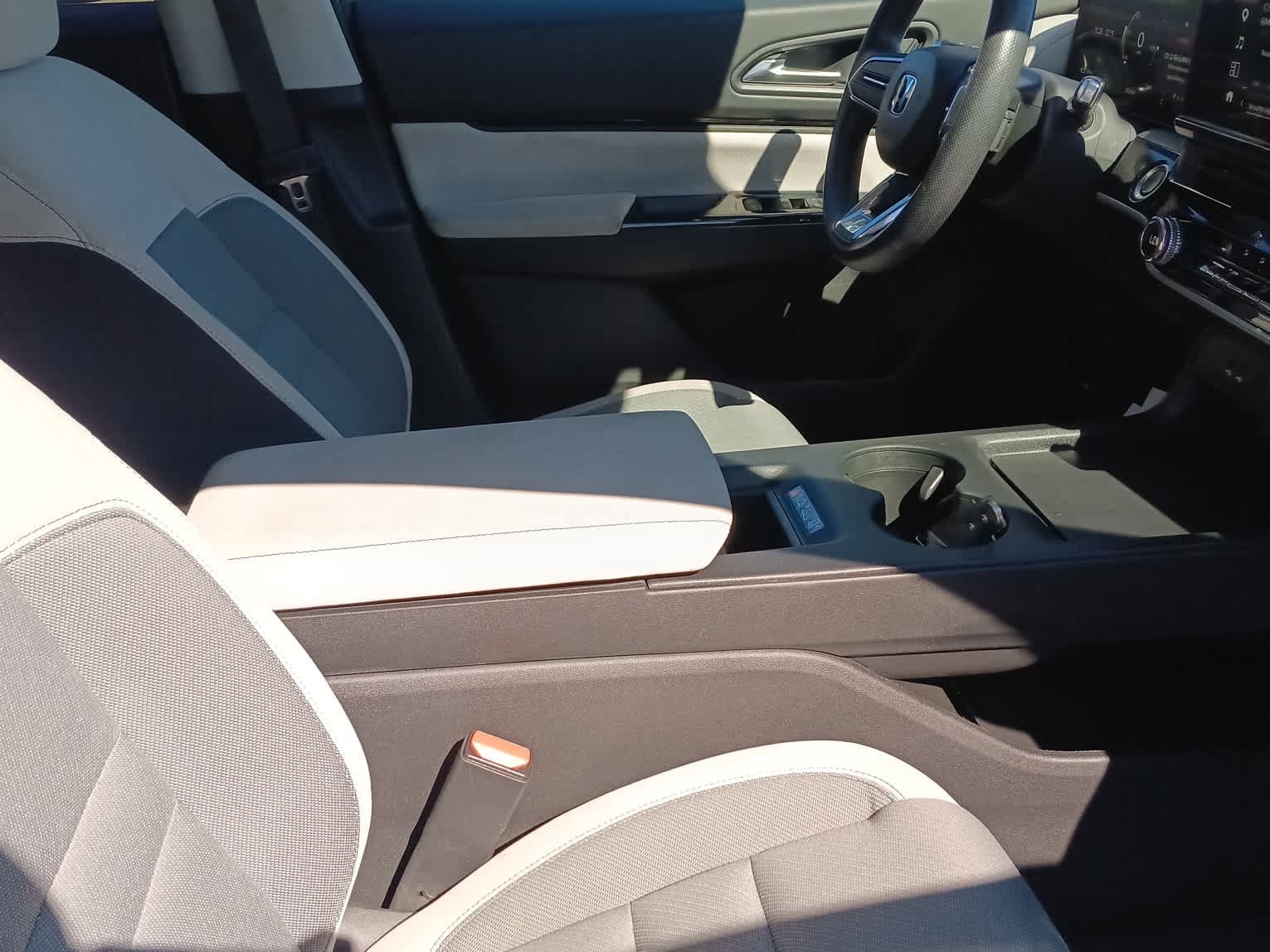 Used 2024 Honda Prologue EX image 26