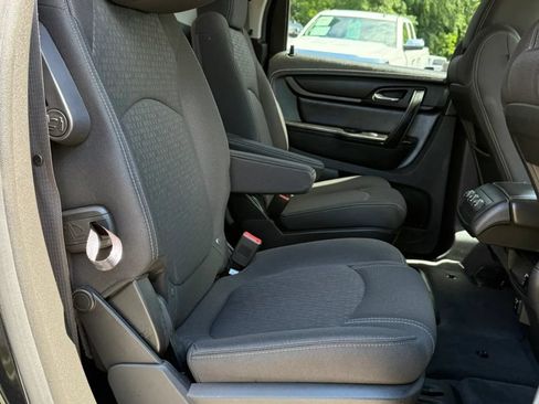 Used 2015 GMC Acadia SLE AWD/4WD image 19