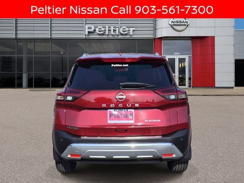 Certified 2023 Nissan Rogue Platinum w/ Platinum Premium Package FWD image 5