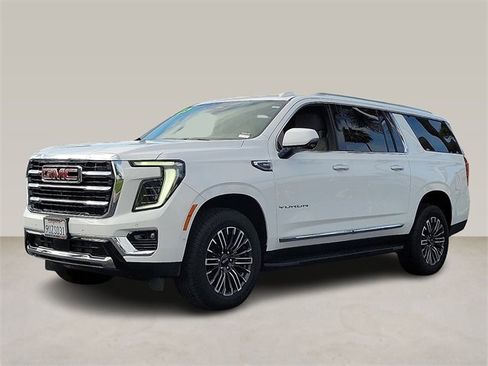 Used 2025 GMC Yukon XL Elevation w/ Technology Package image 6