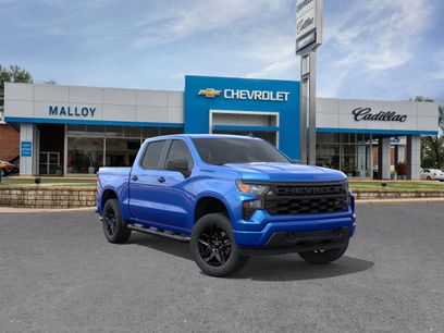 New 2025 Chevrolet Silverado 1500 Custom w/ Turbomax Blackout Package