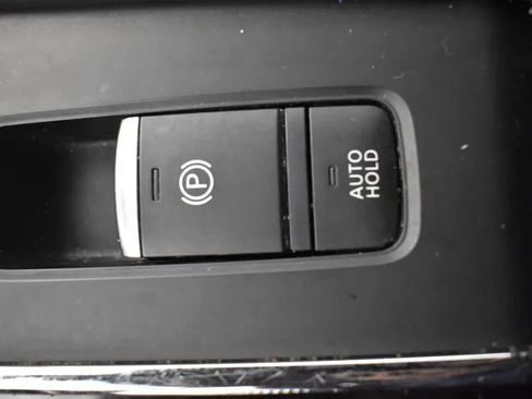 Used 2024 Mitsubishi Outlander Ralliart image 35