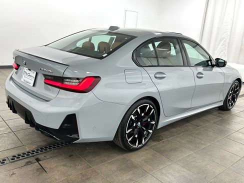 Used 2025 BMW M340i xDrive w/ Premium Package image 5