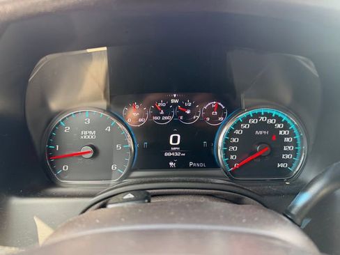 Used 2018 GMC Yukon XL Denali w/ Denali Ultimate Package AWD/4WD image 10