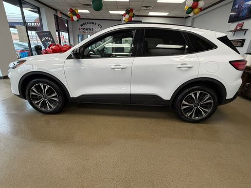 Used 2021 Ford Escape SEL w/ SEL Stealth AWD Package image 8