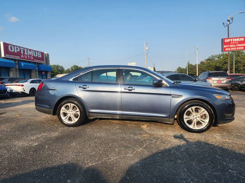 Used 2019 Ford Taurus SEL w/ Equipment Group 201A FWD image 8