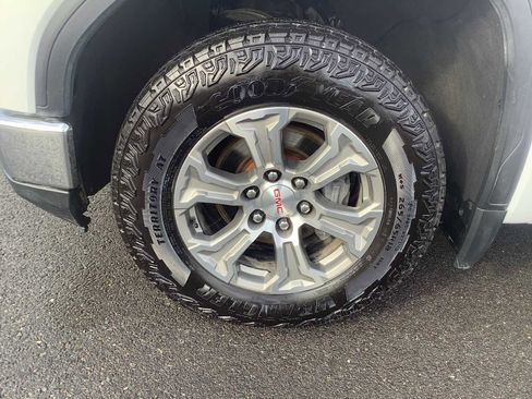 Used 2023 GMC Sierra 1500 SLE image 8