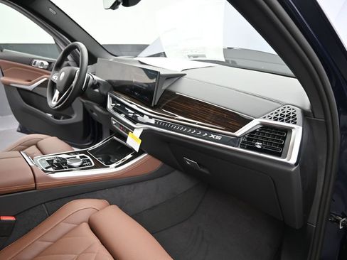 New 2026 BMW X5 xDrive40i AWD/4WD image 24