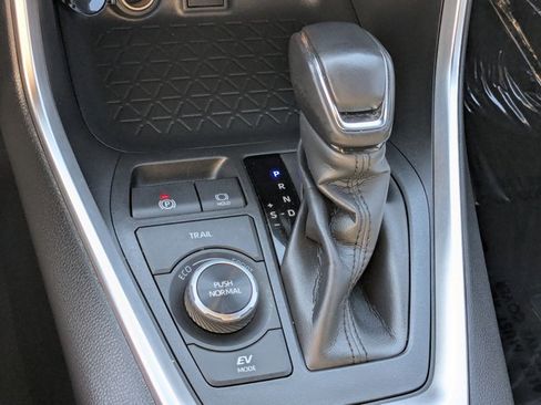 Certified 2025 Toyota RAV4 SE image 12