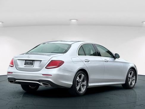 Used 2020 Mercedes-Benz E 350 Sedan image 7