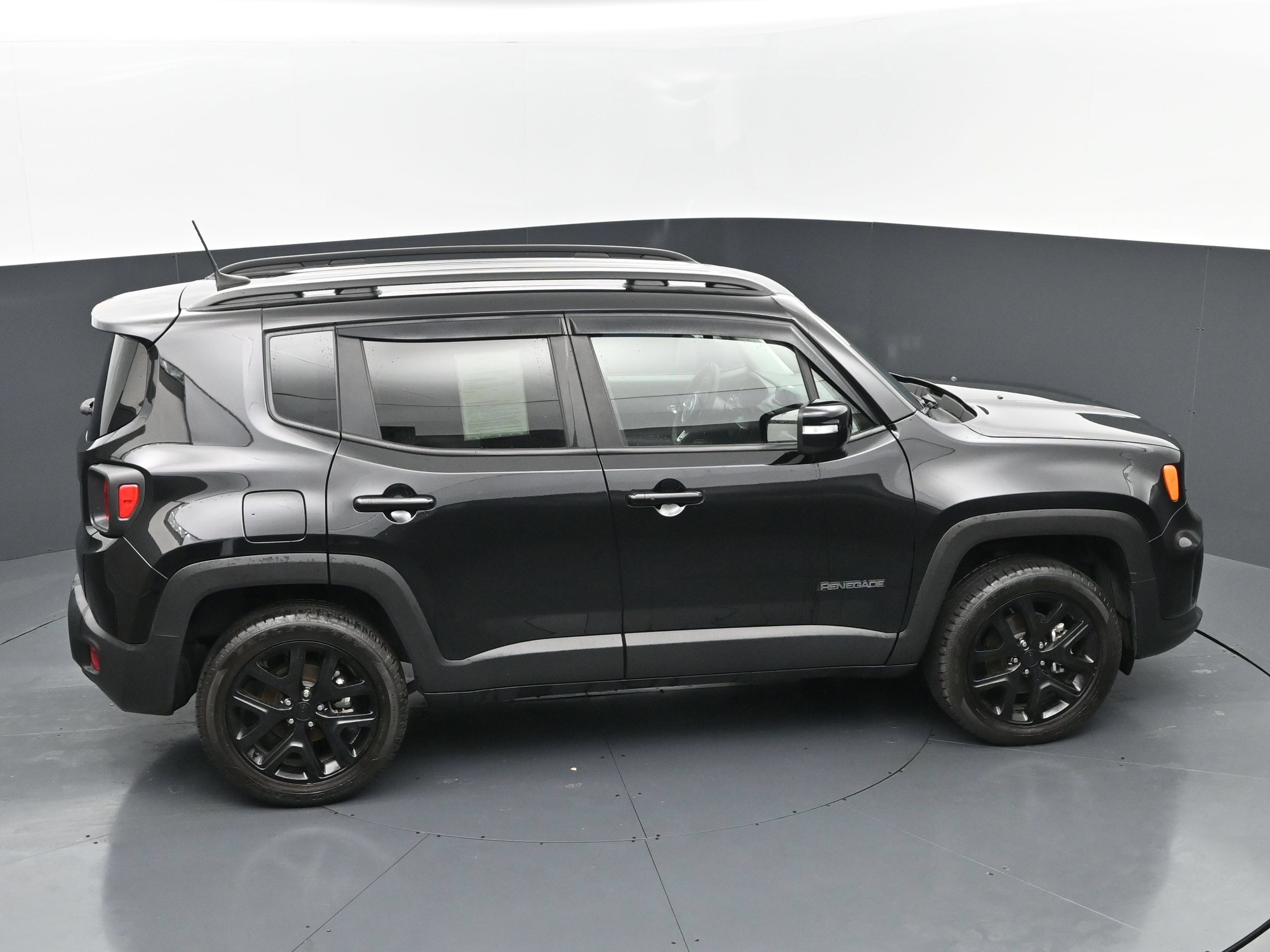 Used 2023 Jeep Renegade Altitude AWD/4WD image 31