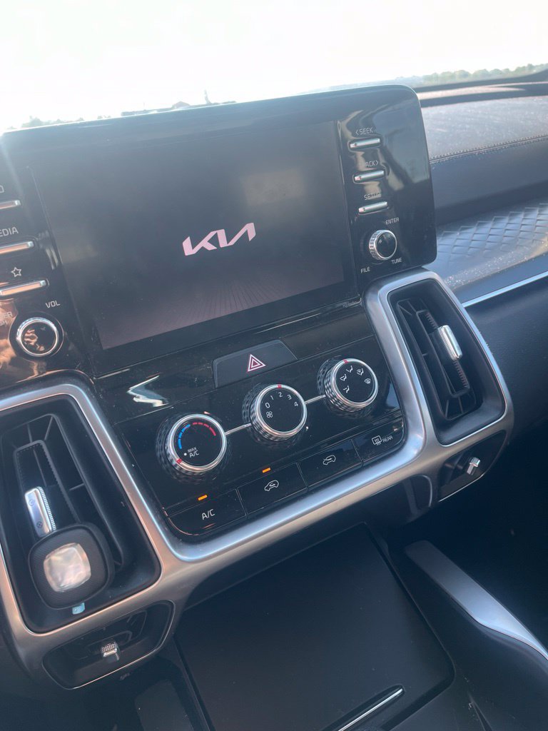 Certified 2023 Kia Sorento LX AWD/4WD image 8