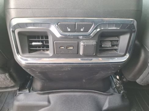 Used 2021 Chevrolet Silverado 1500 LTZ RWD image 14