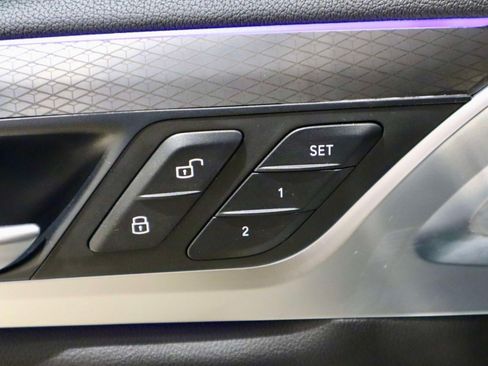 Used 2024 BMW X4 M40i AWD/4WD image 27