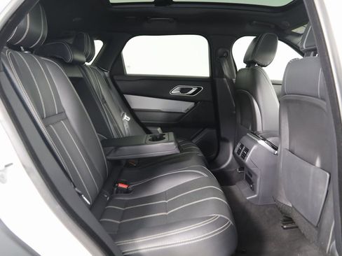 Used 2021 Land Rover Range Rover Velar R-Dynamic S image 14