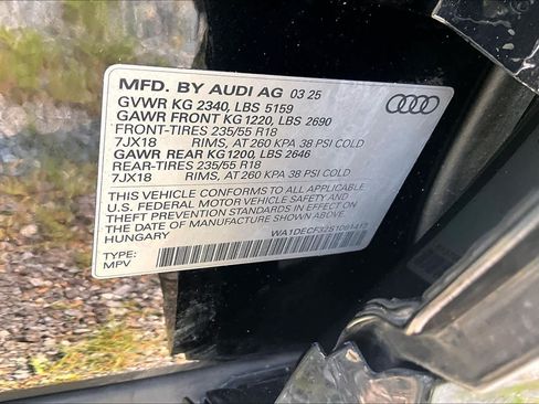 Used 2025 Audi Q3 2.0T Premium AWD/4WD image 34