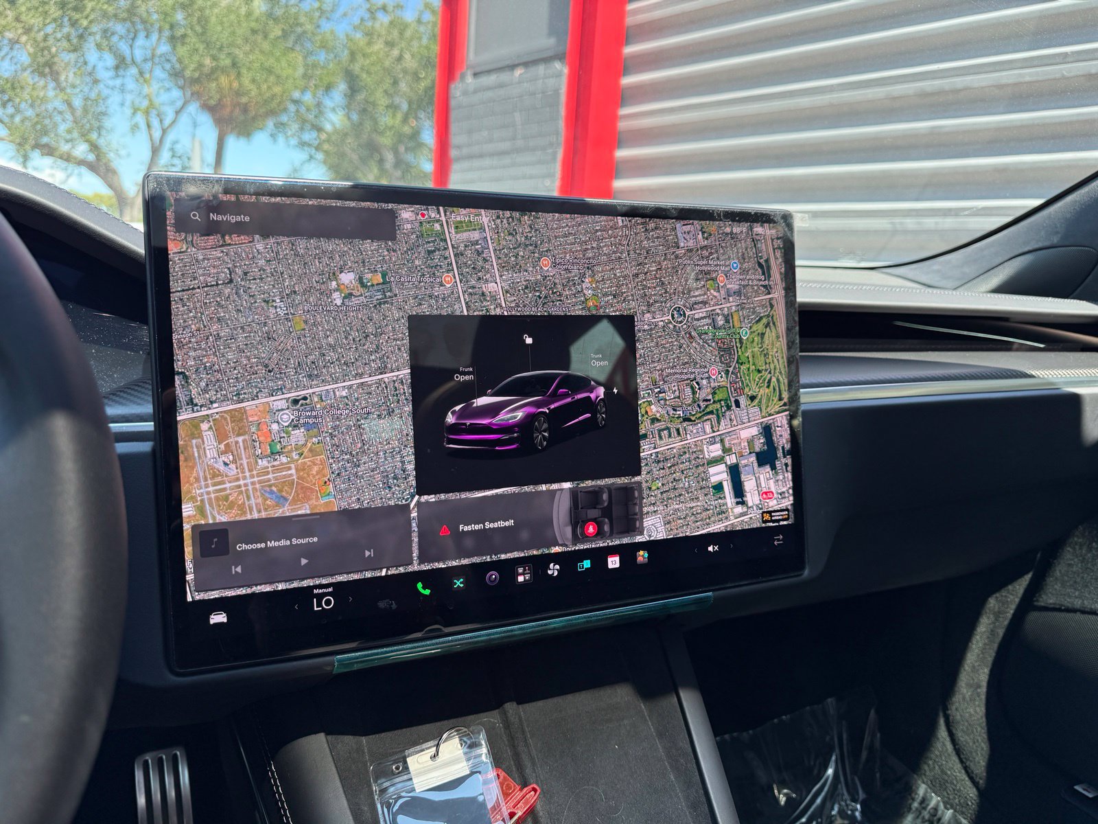 Used 2024 Tesla Model S Plaid AWD/4WD image 26