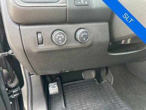 Used 2017 GMC Canyon SLT w/ Driver Alert Package AWD/4WD image 11