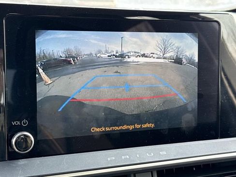 Used 2025 Toyota Prius XLE image 20