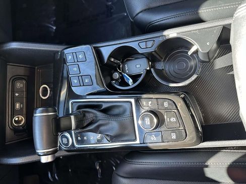Used 2023 Kia Sportage SX image 18