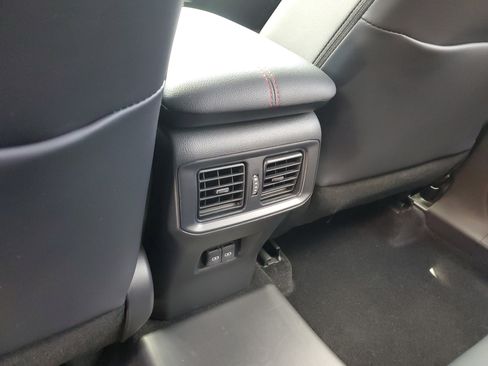 Used 2024 Toyota RAV4 XSE w/ Weather Package AWD/4WD image 15