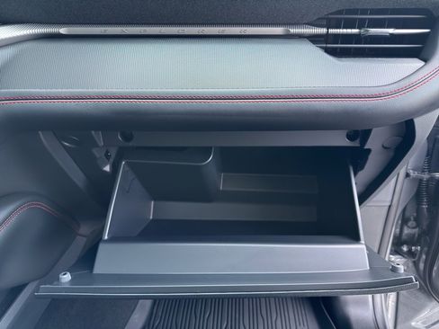 New 2026 Ford Explorer ST-Line image 38