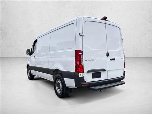 Used 2026 Mercedes-Benz Sprinter 2500 image 5