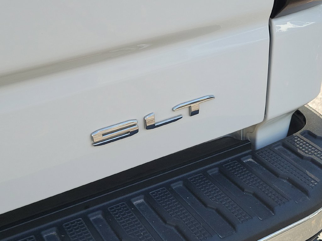 Used 2026 GMC Sierra 1500 SLT AWD/4WD image 11