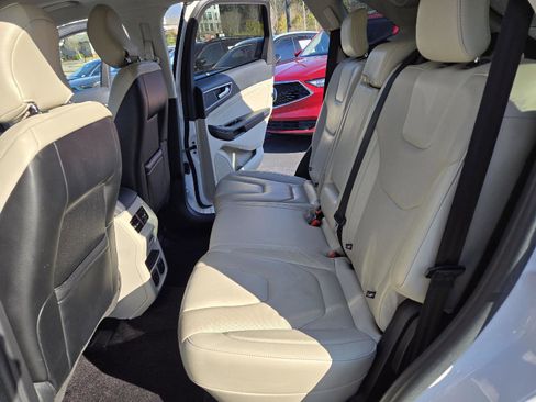 Used 2017 Ford Edge Titanium w/ Equipment Group 301A image 23