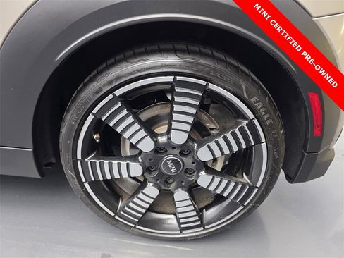 Used 2023 MINI Cooper S image 17