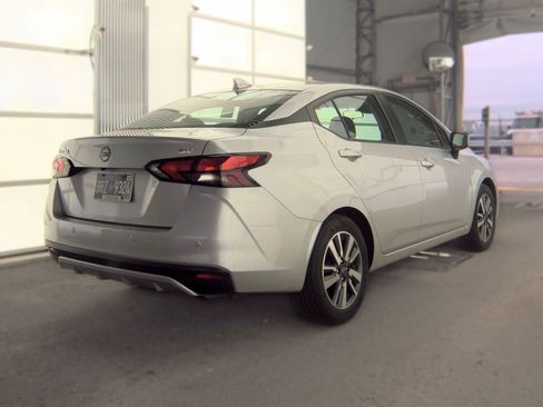 Used 2024 Nissan Versa SV FWD image 3