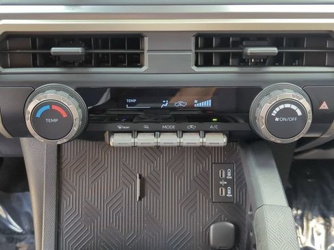Used 2026 Toyota Tacoma SR5 RWD image 17