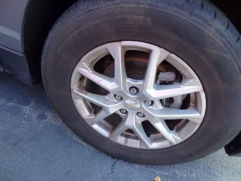 Used 2023 Chevrolet Equinox LT image 16