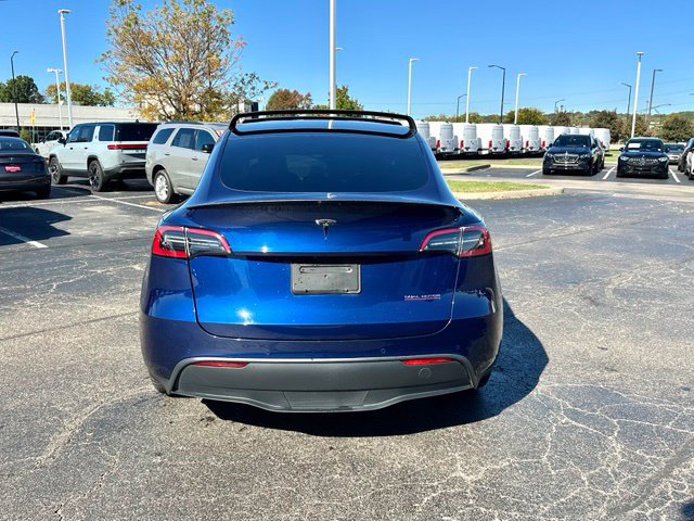 Used 2022 Tesla Model Y Performance AWD/4WD image 7