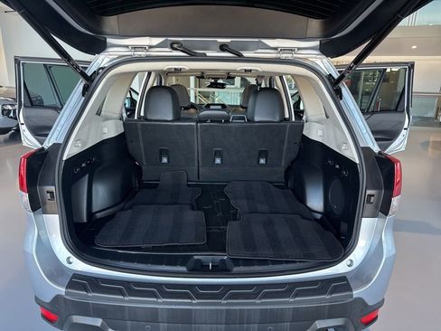 Used 2023 Subaru Forester Limited image 34