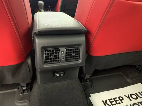 Used 2025 Toyota Camry XSE FWD image 15
