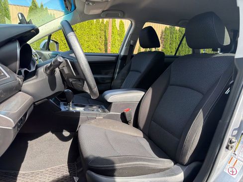 Used 2017 Subaru Outback 2.5i Premium image 4