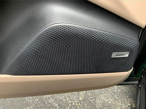 Used 2025 Porsche Macan Electric image 33