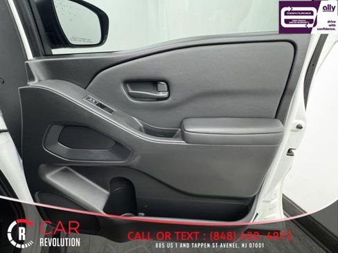 Used 2022 Nissan Frontier S image 50